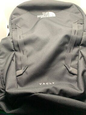The North Face Vault Backpack Black Flexvent Laptop Compartment 27L Durable